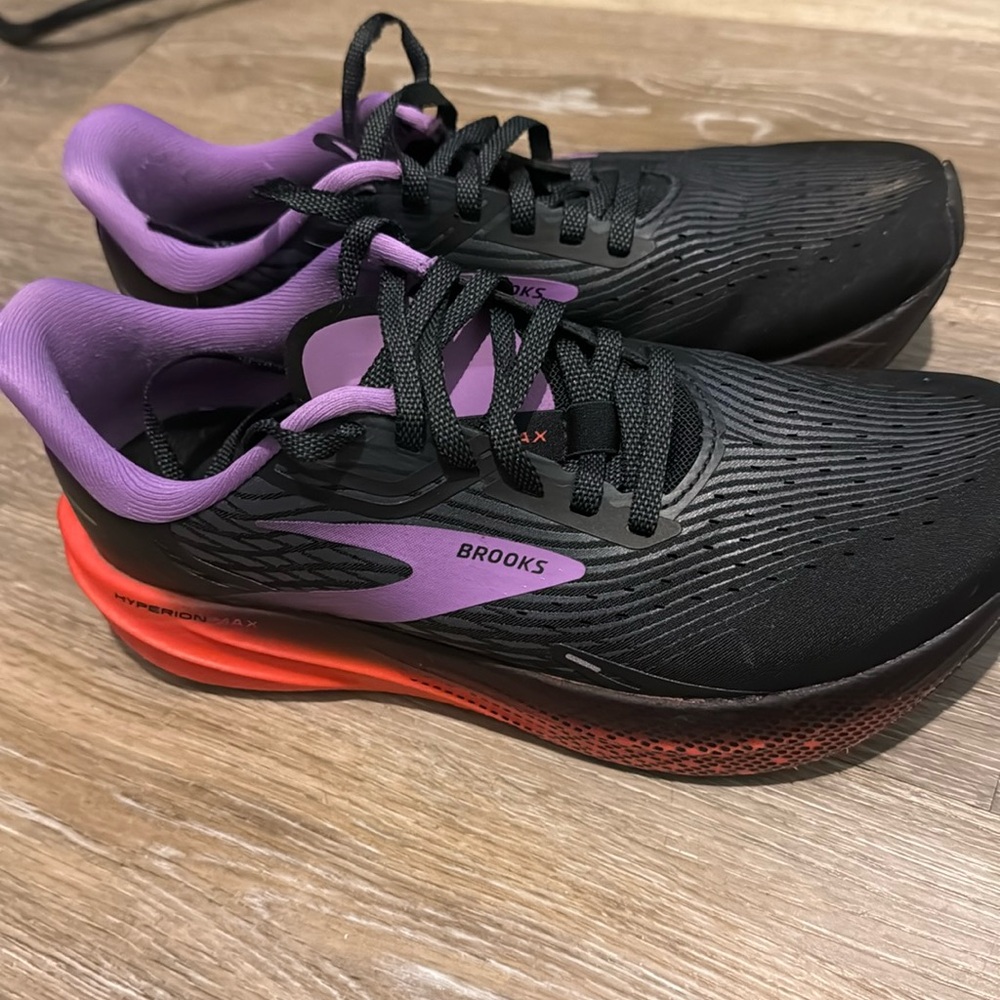Brooks Hyperion Max